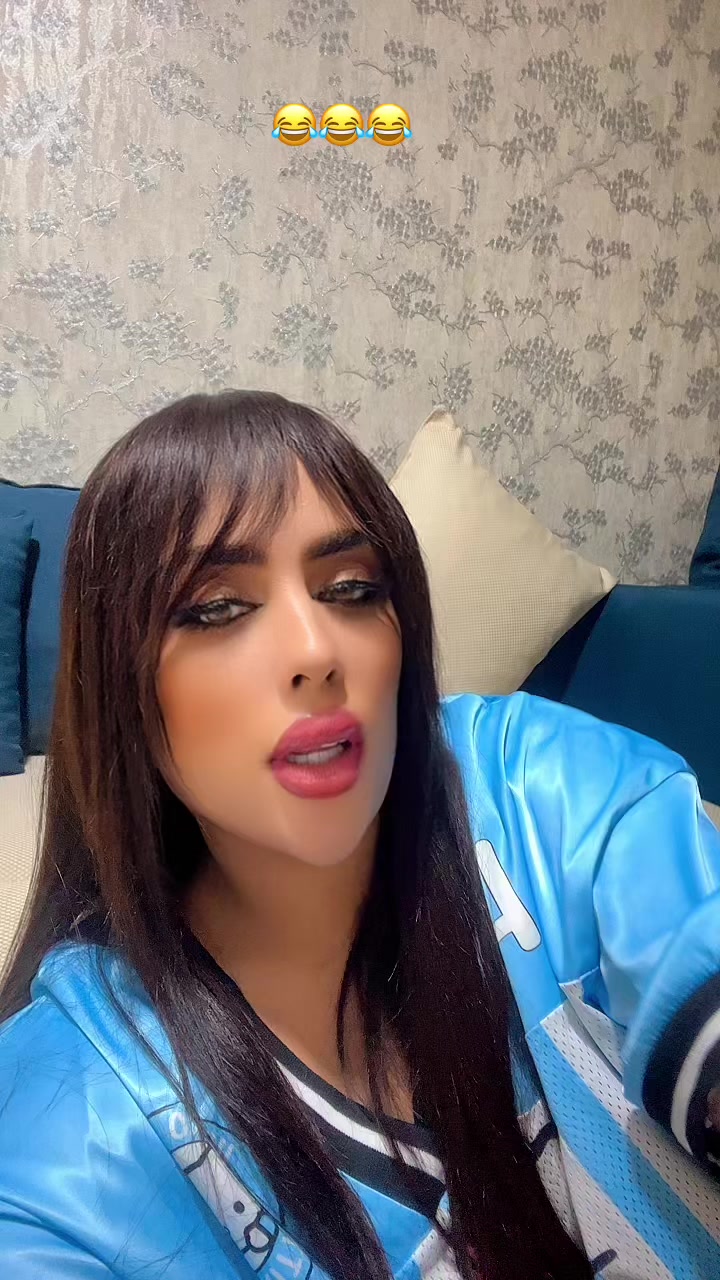 @the queen👑🎤 asmaeobaid💜🧡💛