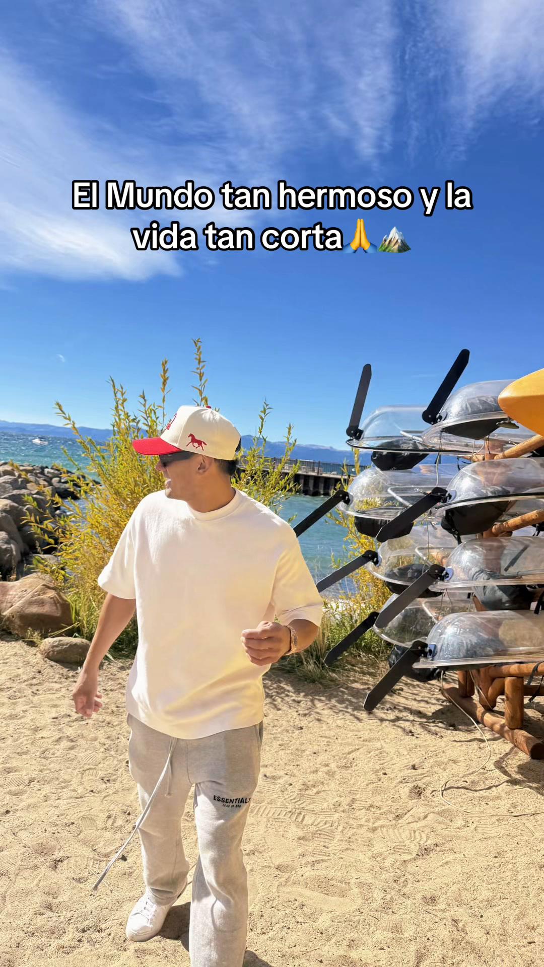 @Nekomejia