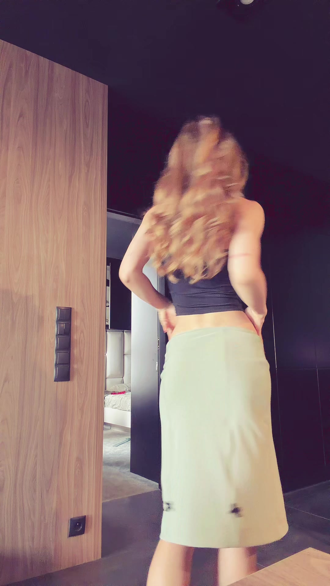 @monrhyee