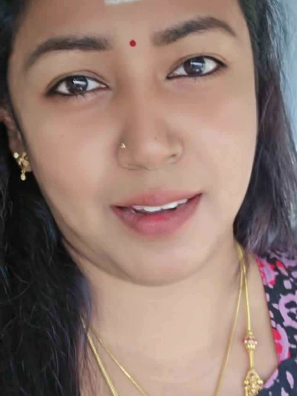 @KaraikudiPonnu_Leka