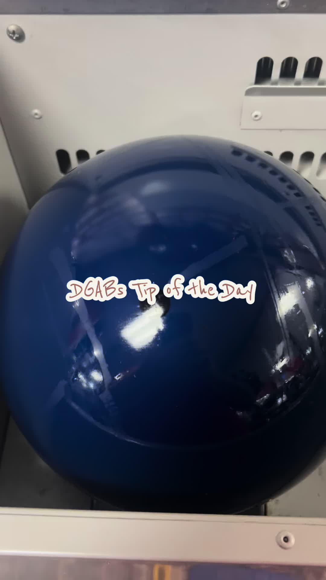 @dam.good.average.bowler
