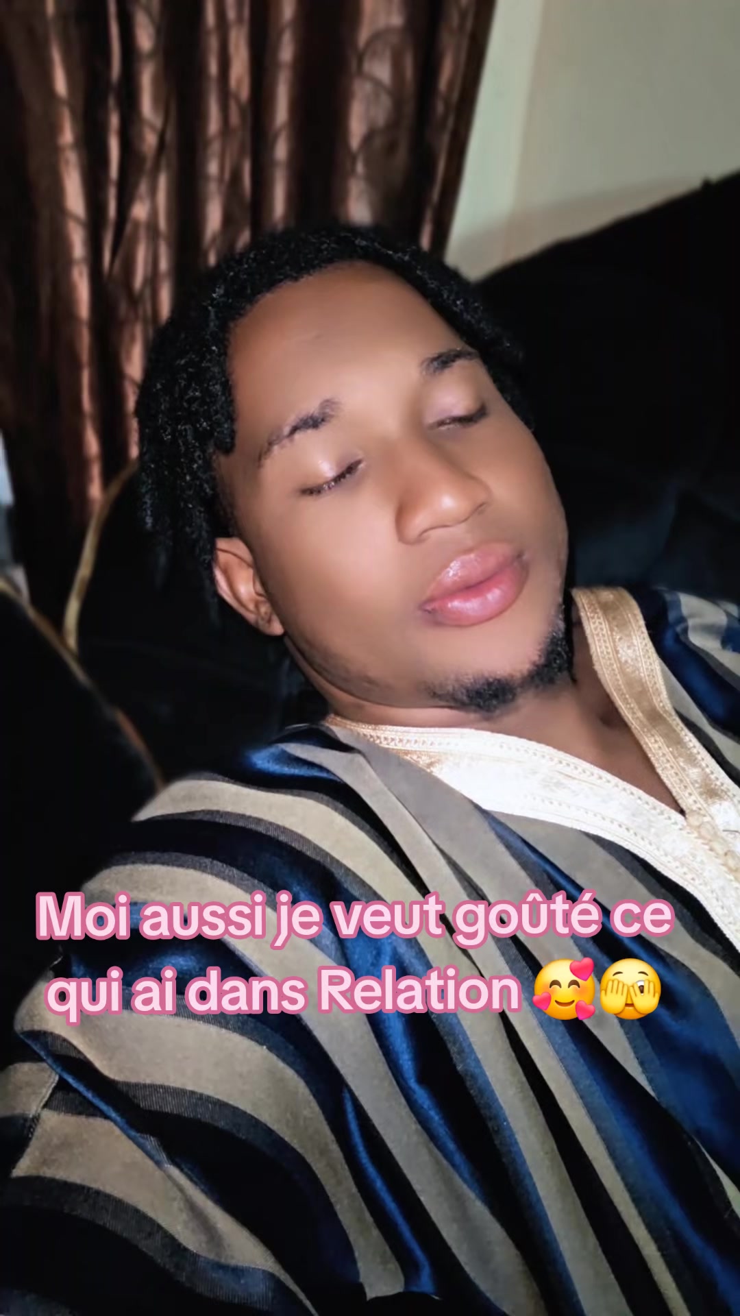 @WEEZYFASHION