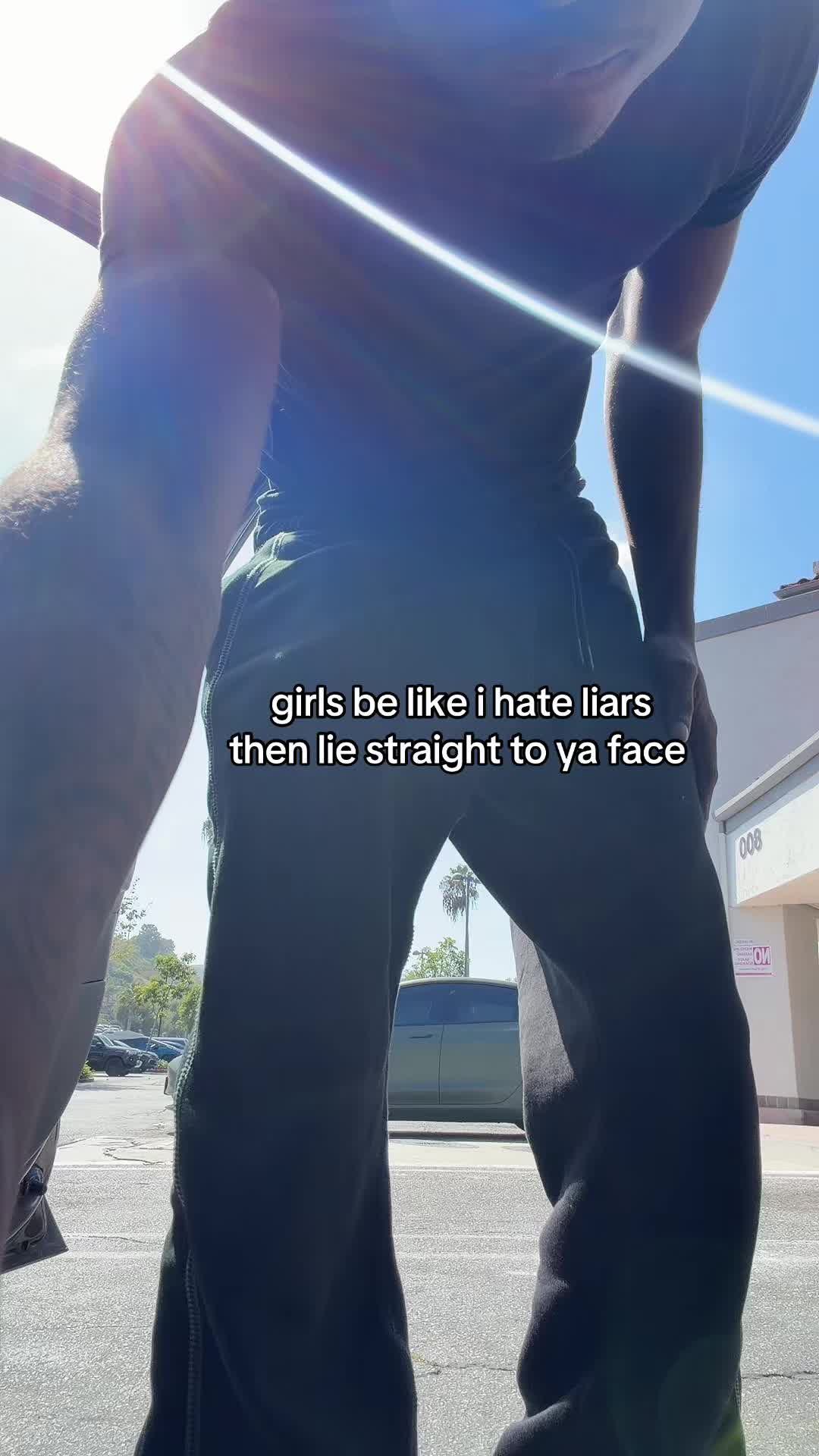 @️