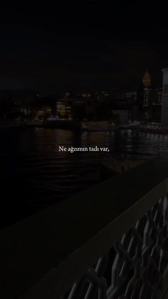 @𝐴𝑦𝑠̧𝑒 𝑁𝑢𝑟