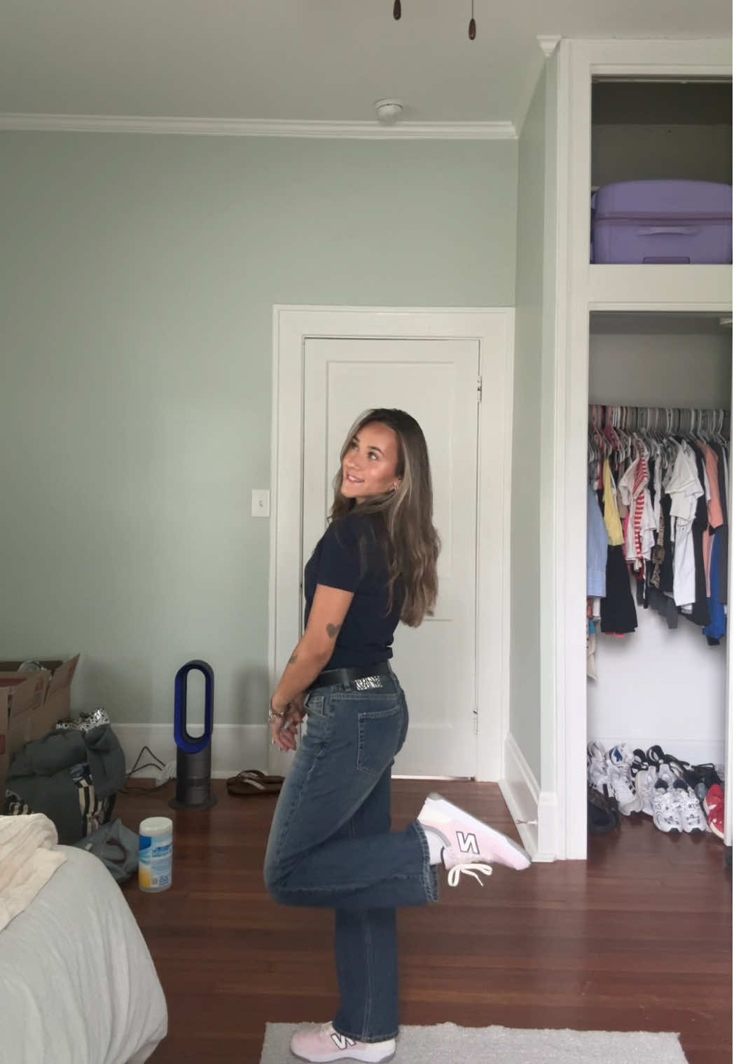 @Lara