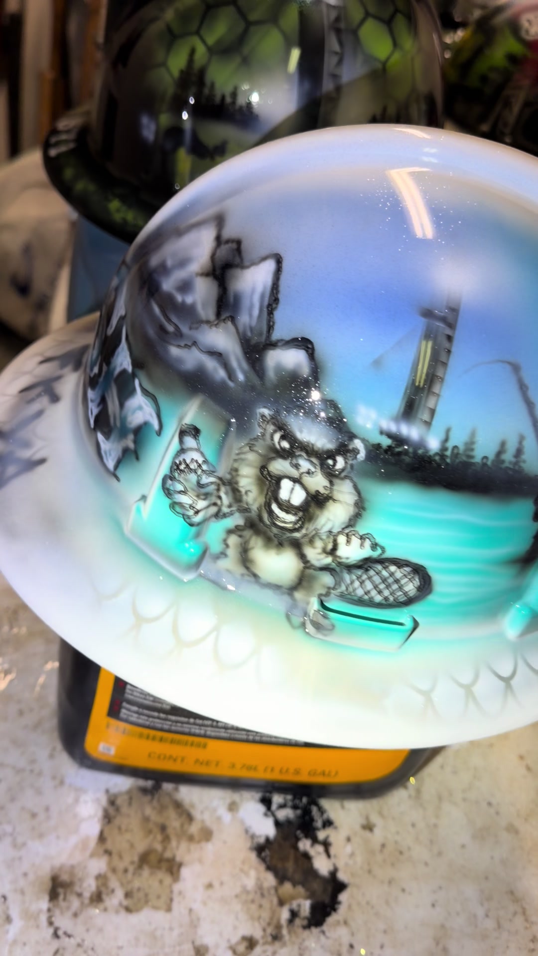 @into the wind airbrush studio