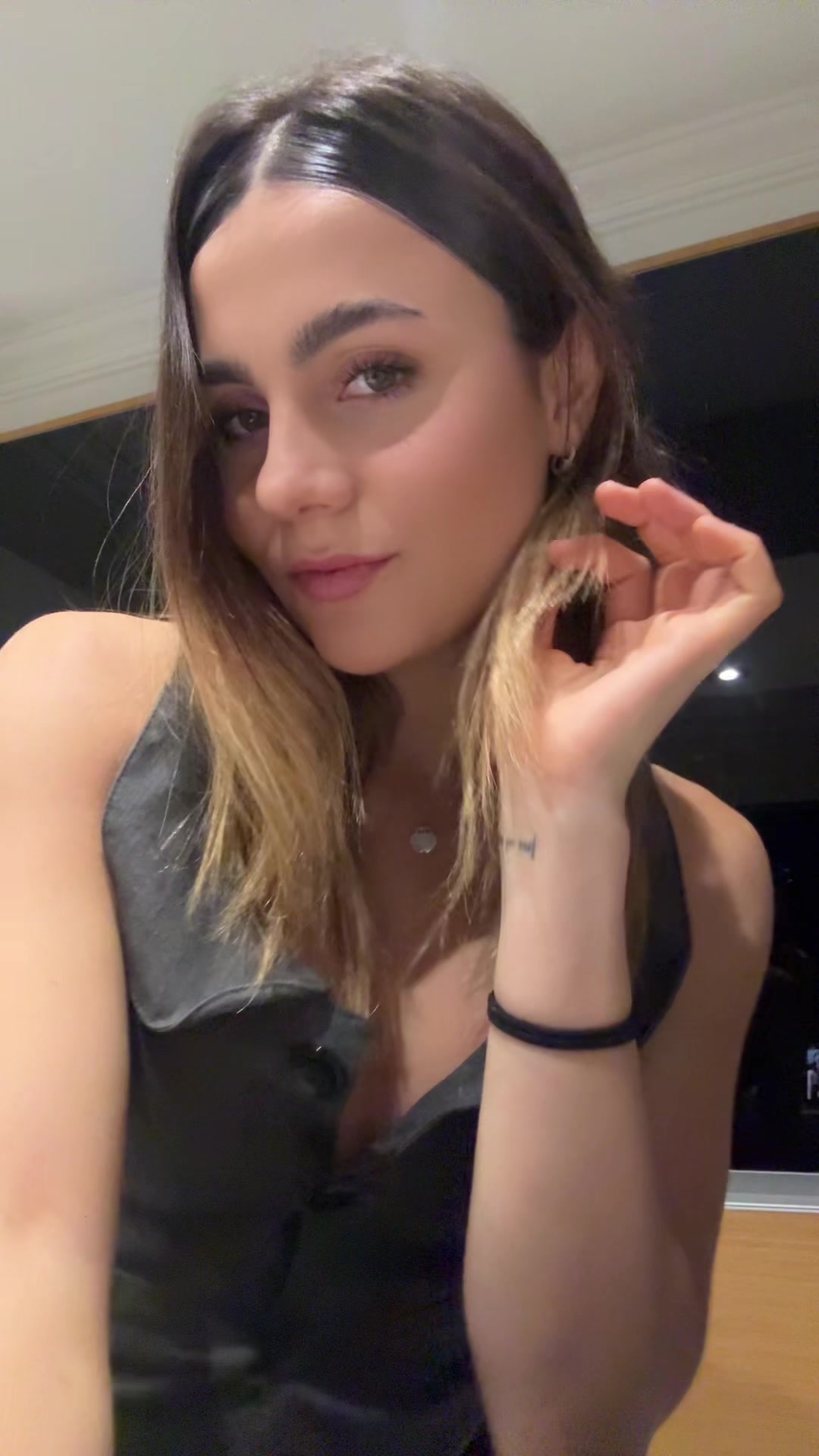 @Xuxu