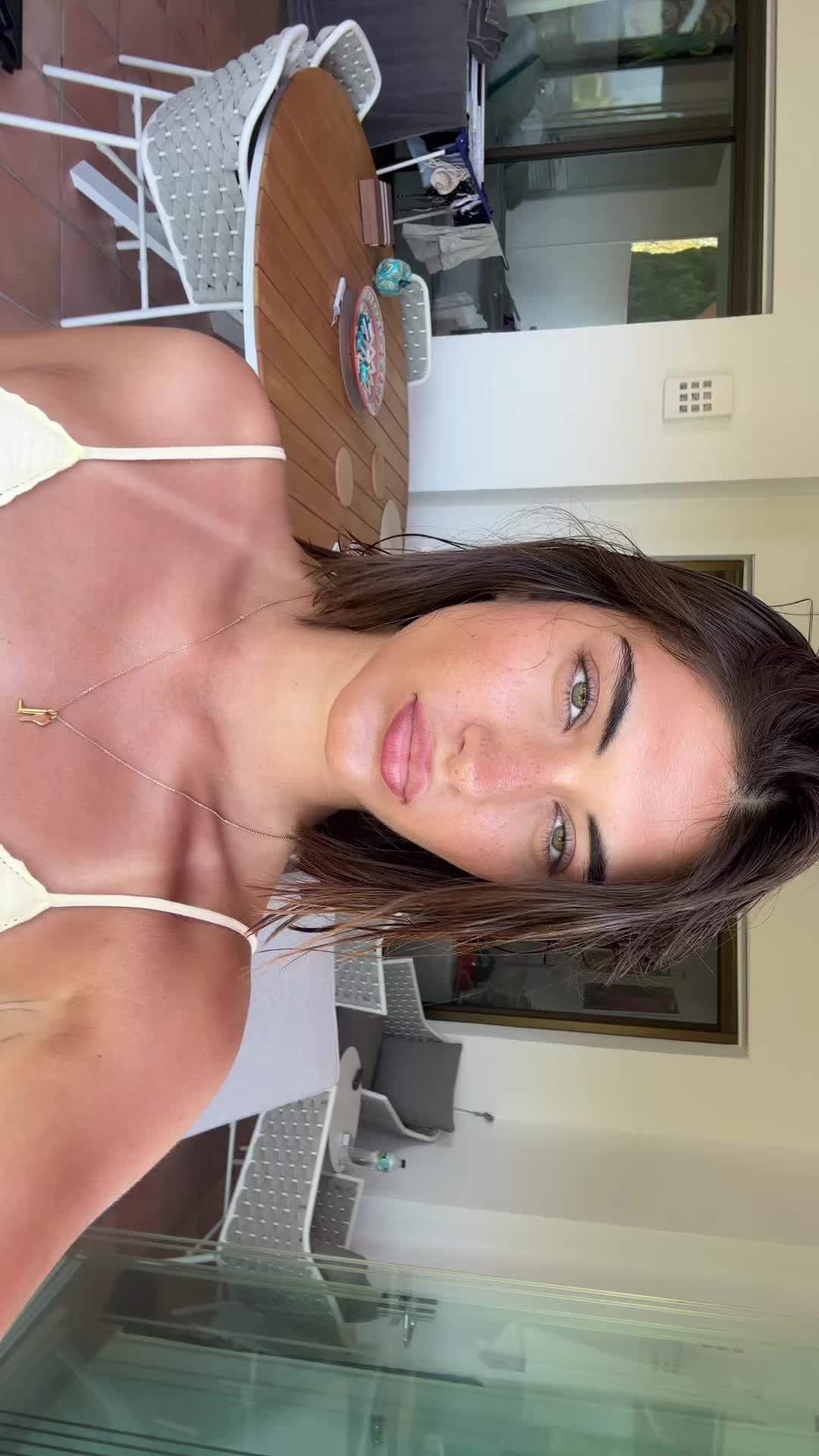 @LaraDmrcglu