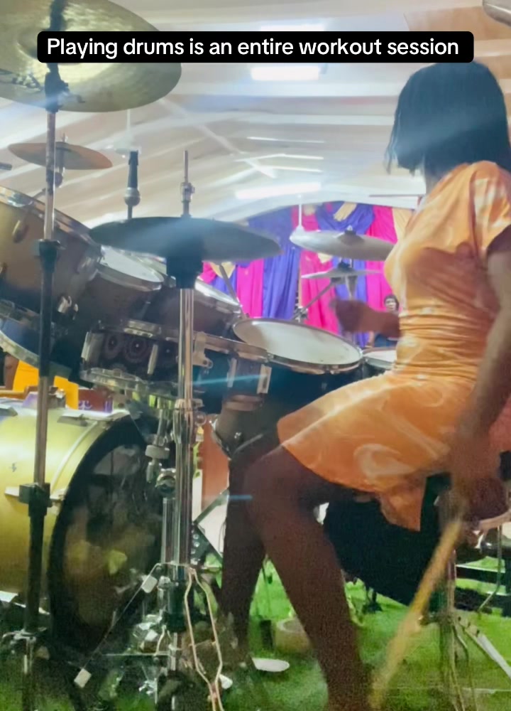 @talentedLiz🎤🥁👌🏾✍🏾