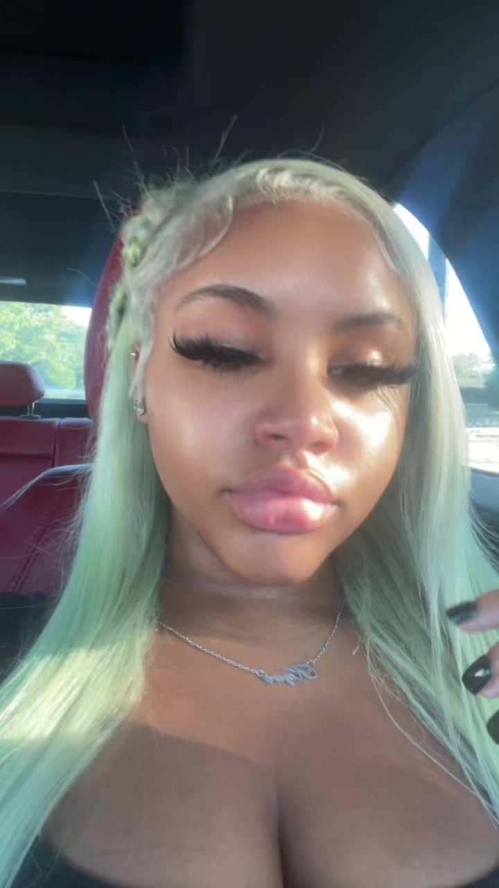 @doll