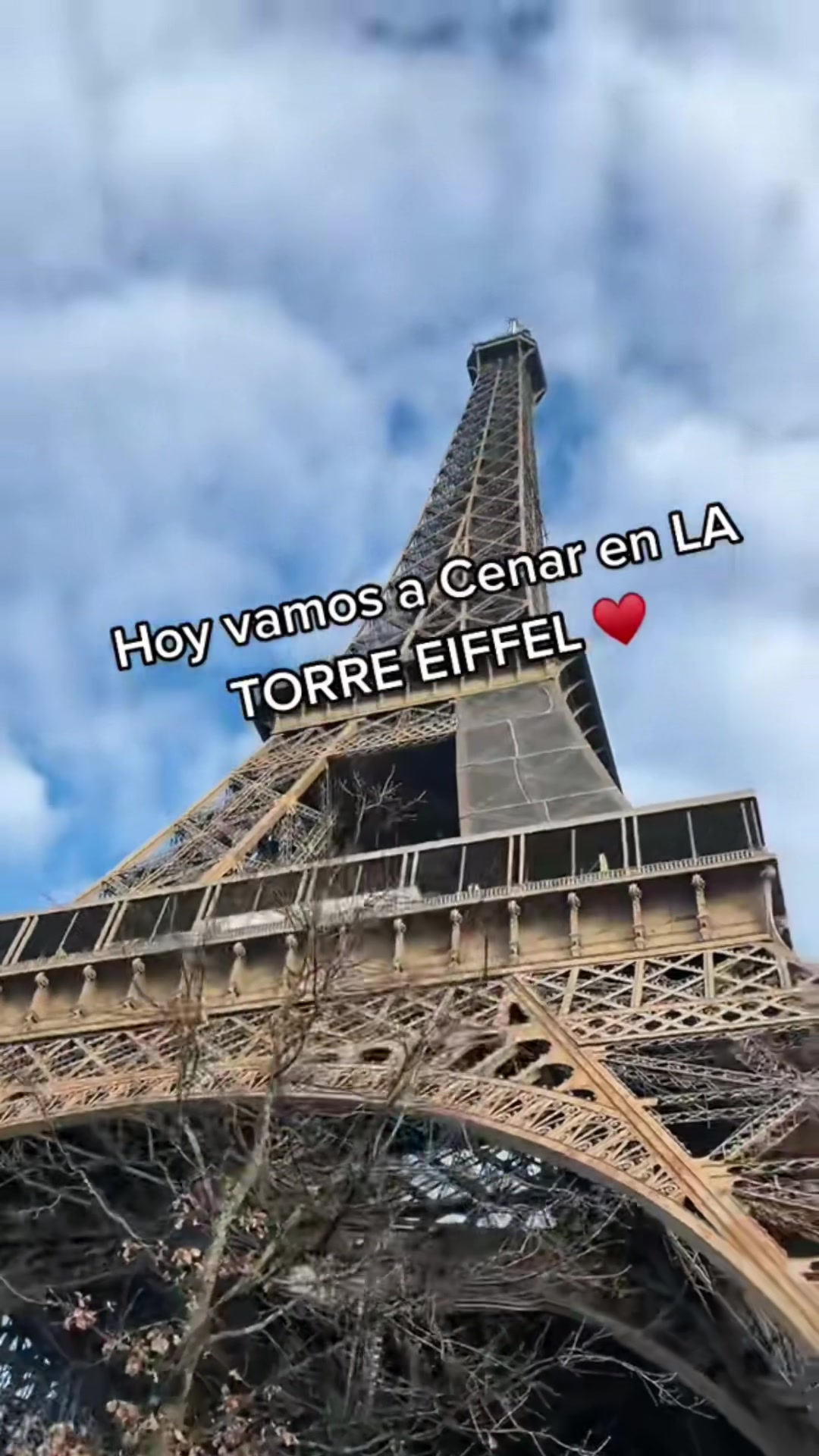 @QueenBuenrostro