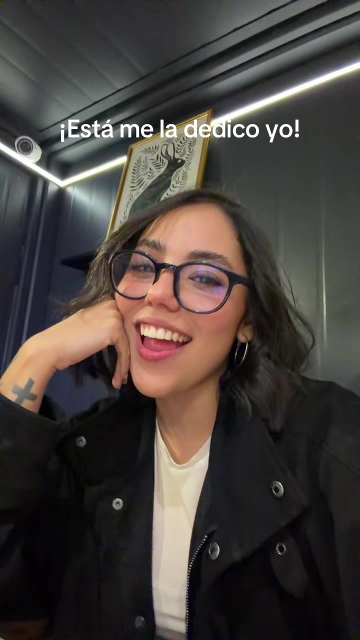 @Paola andara
