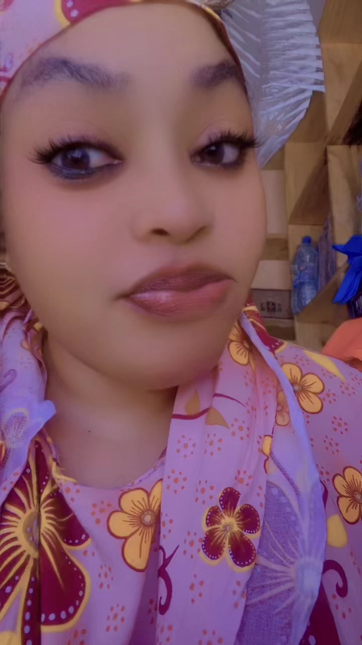 @cutenai06