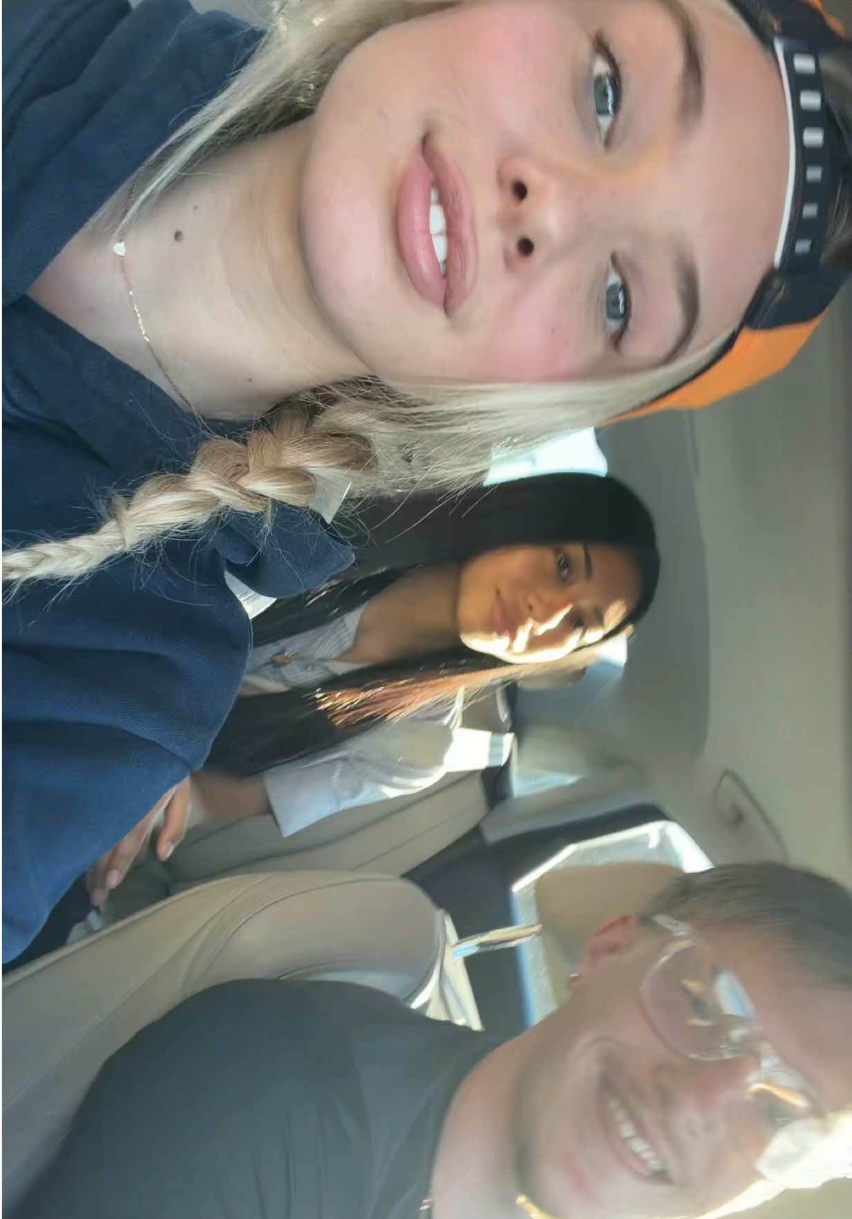 @kyra
