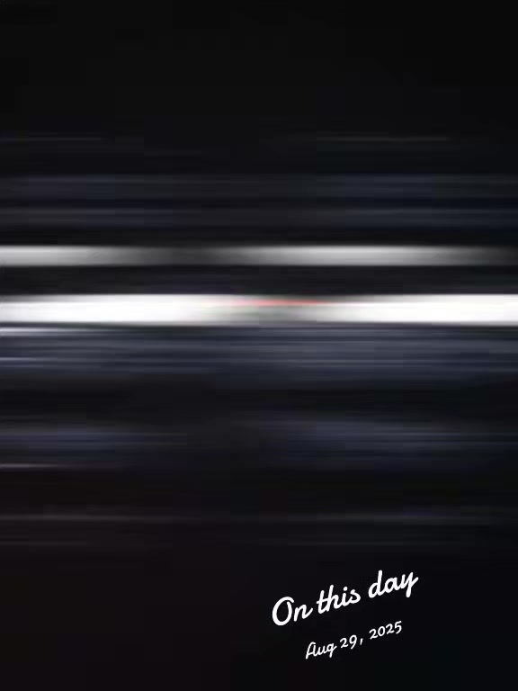 @:)S..>\🫀🖤:)