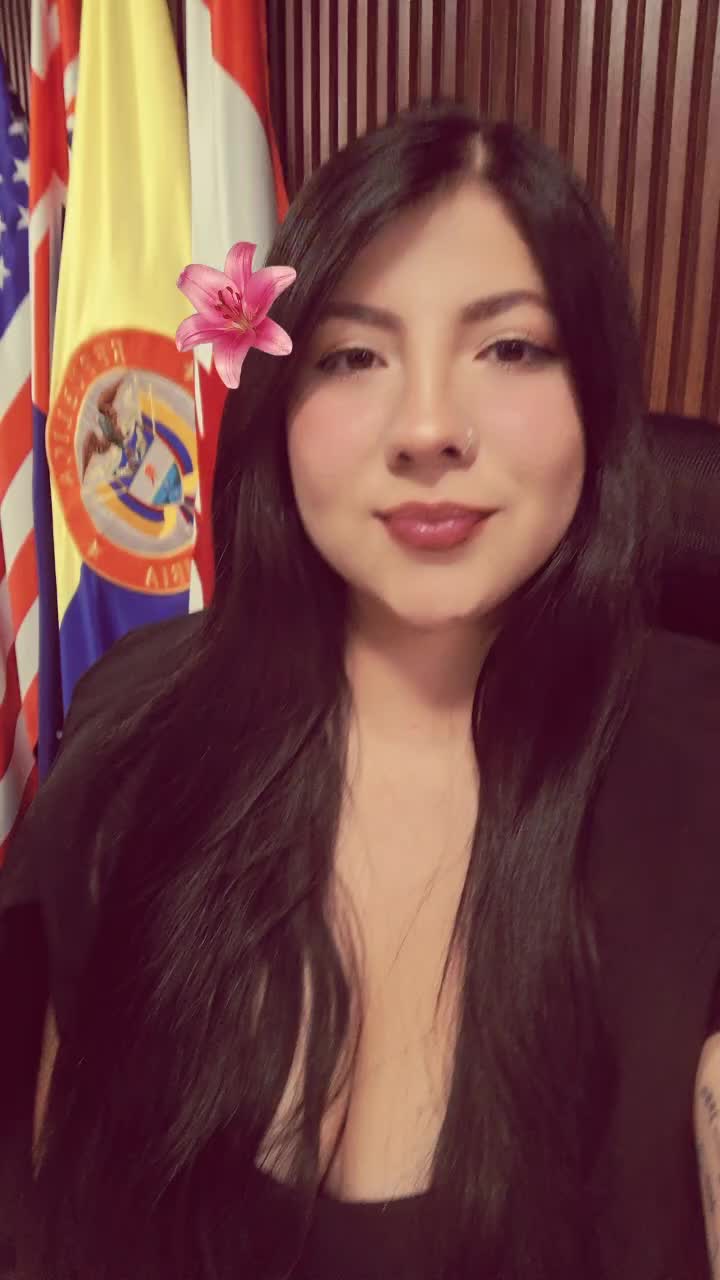 @Yulii Vera