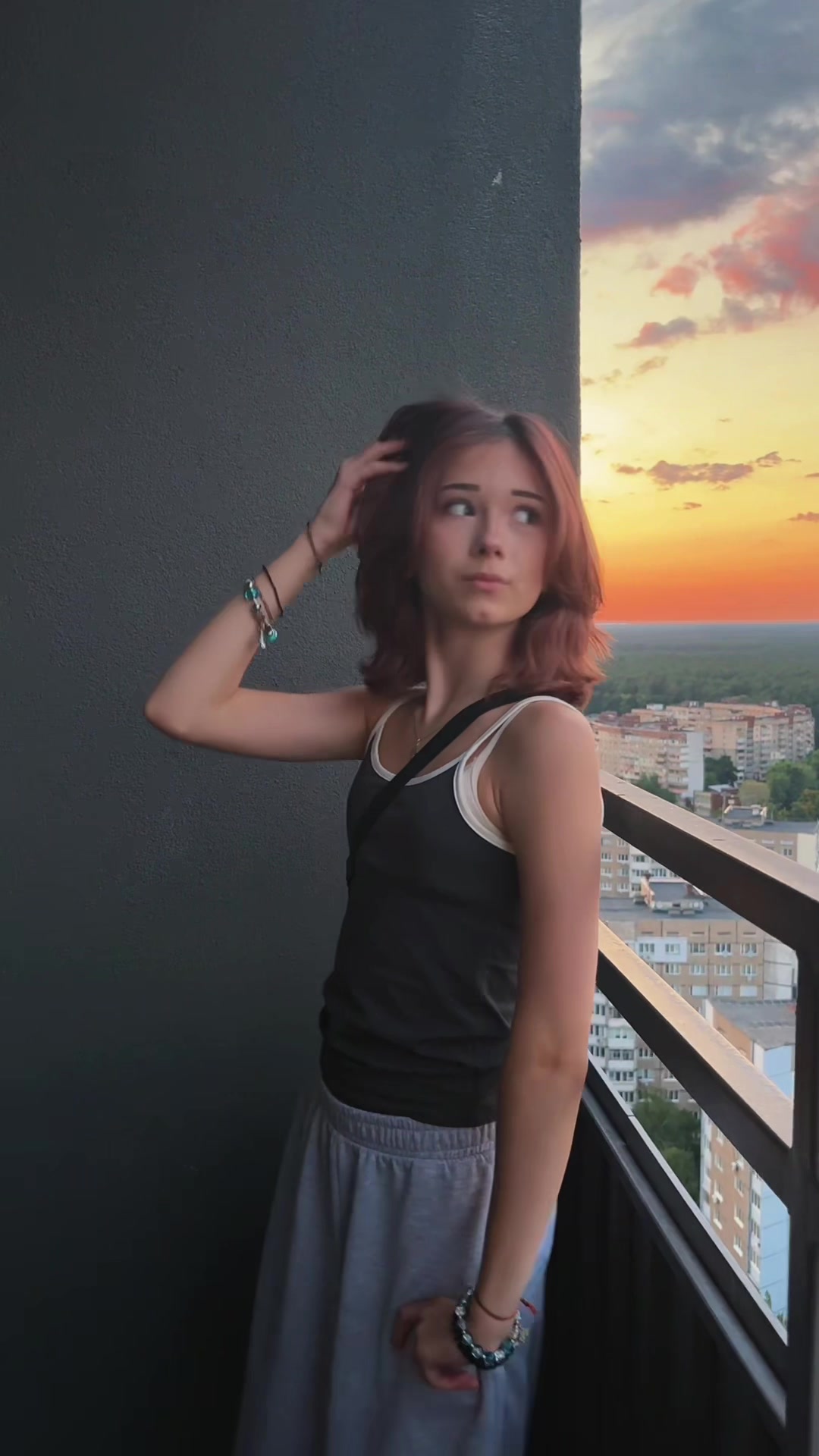 @Тгк:Веранда тут