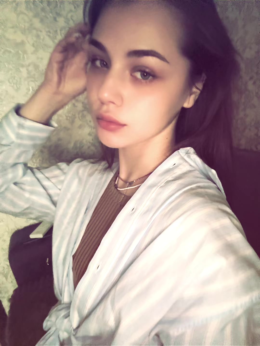@🫨