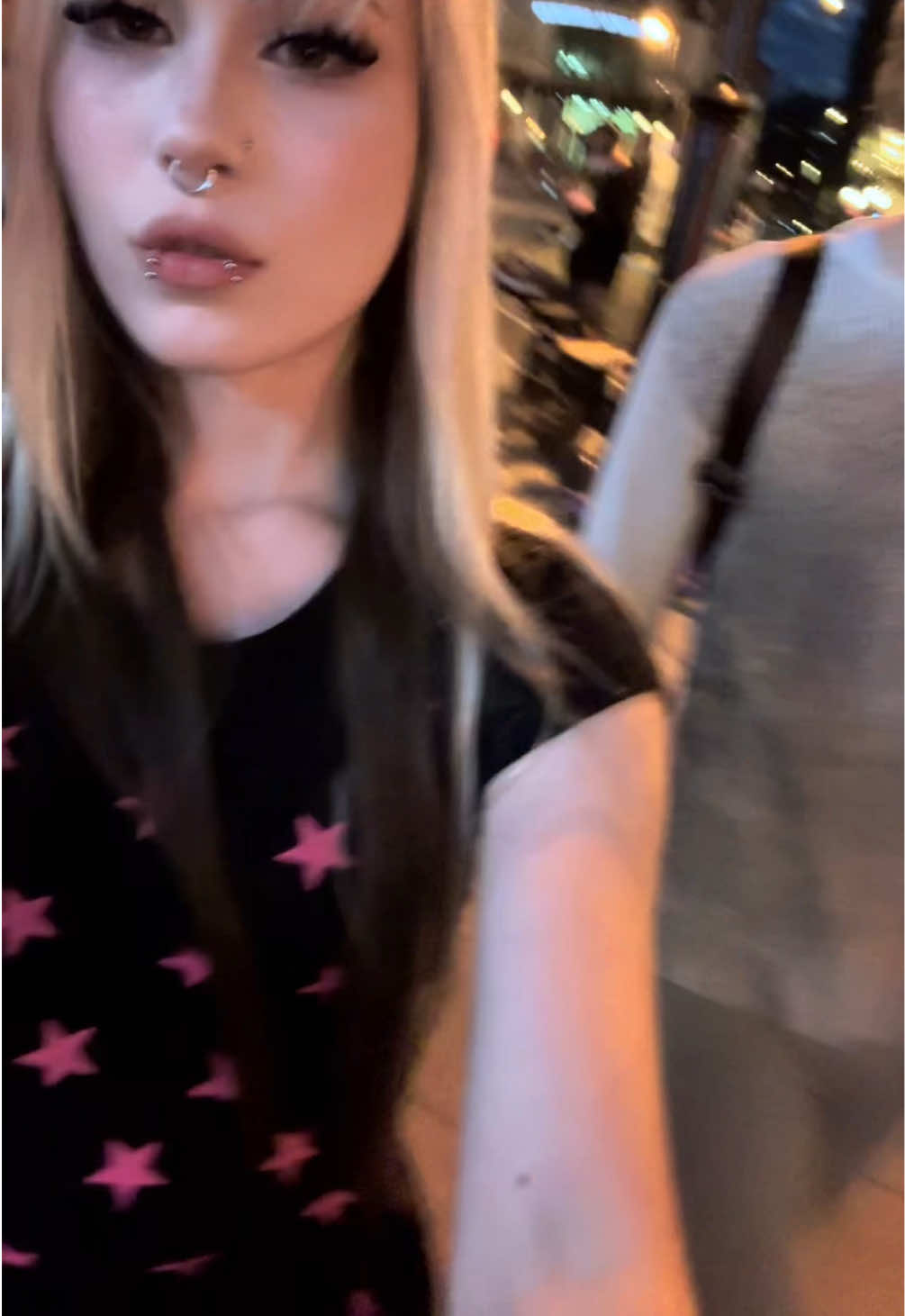 @дяна