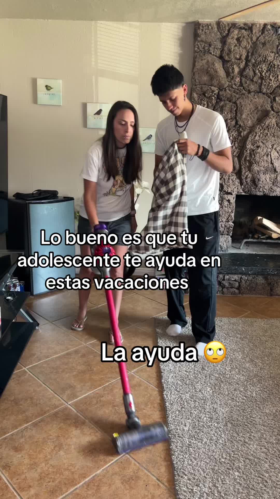 @Mama Latina Moderna