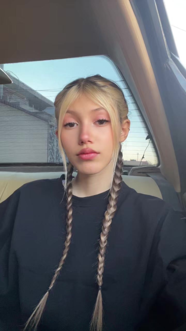 @🦢