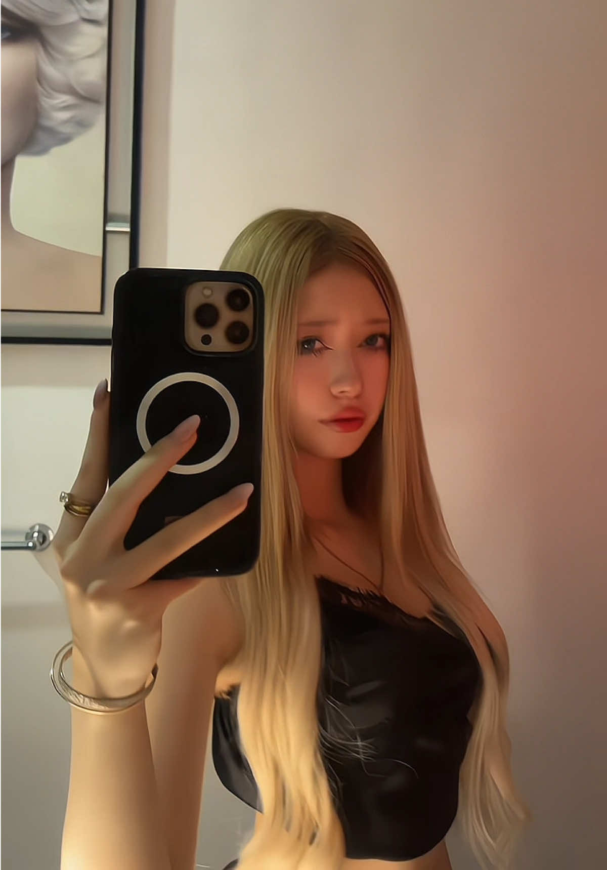 @𝐸𝓁𝒾𝓏𝒶