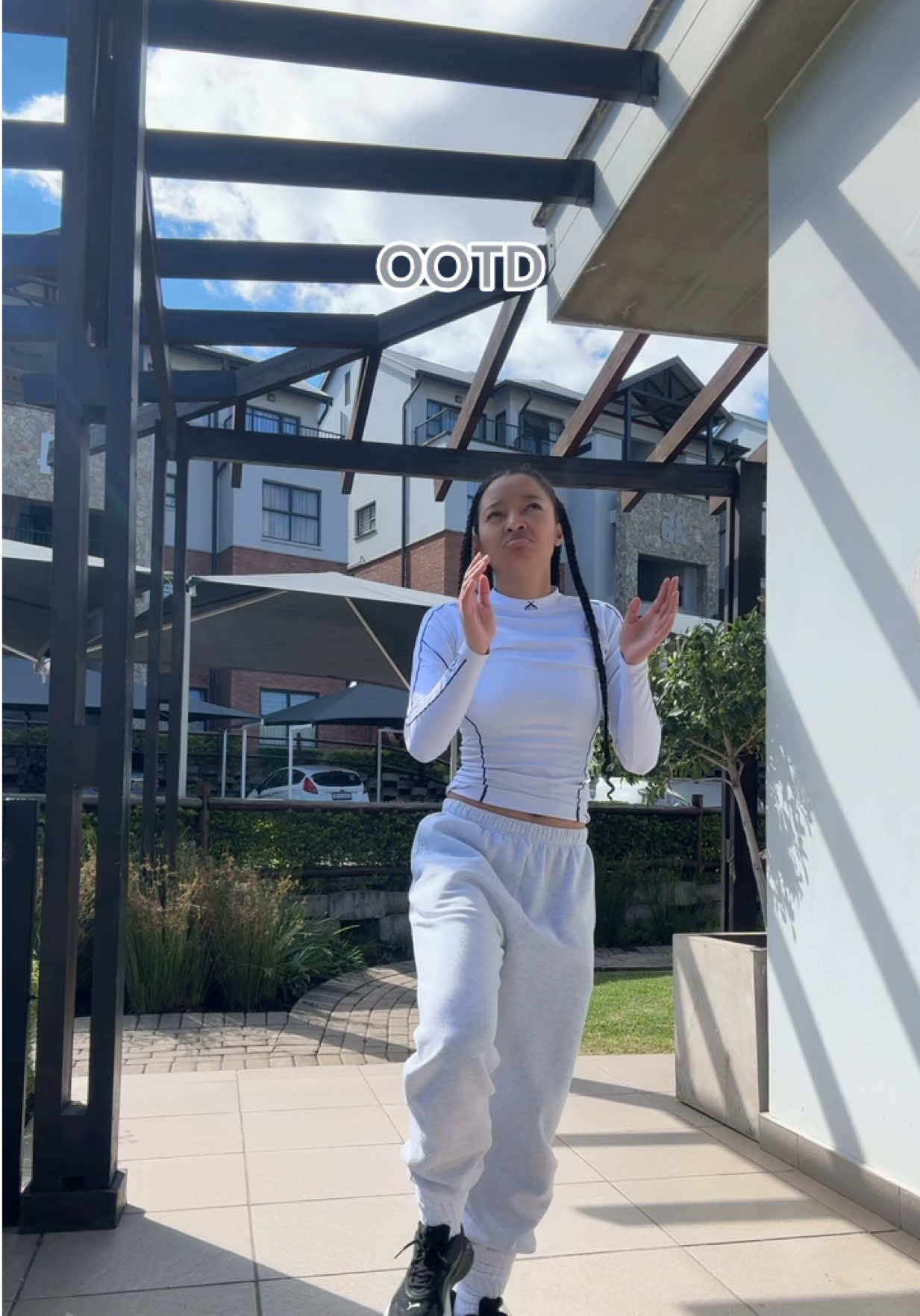 @6lingg 🇨🇳🇿🇦