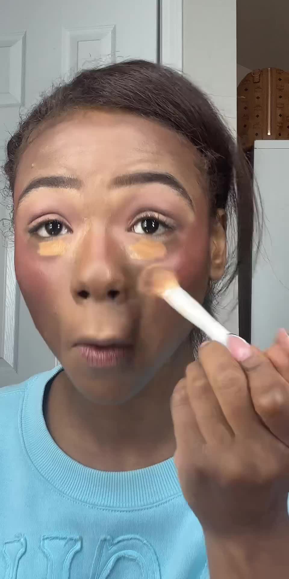 @Ari D.