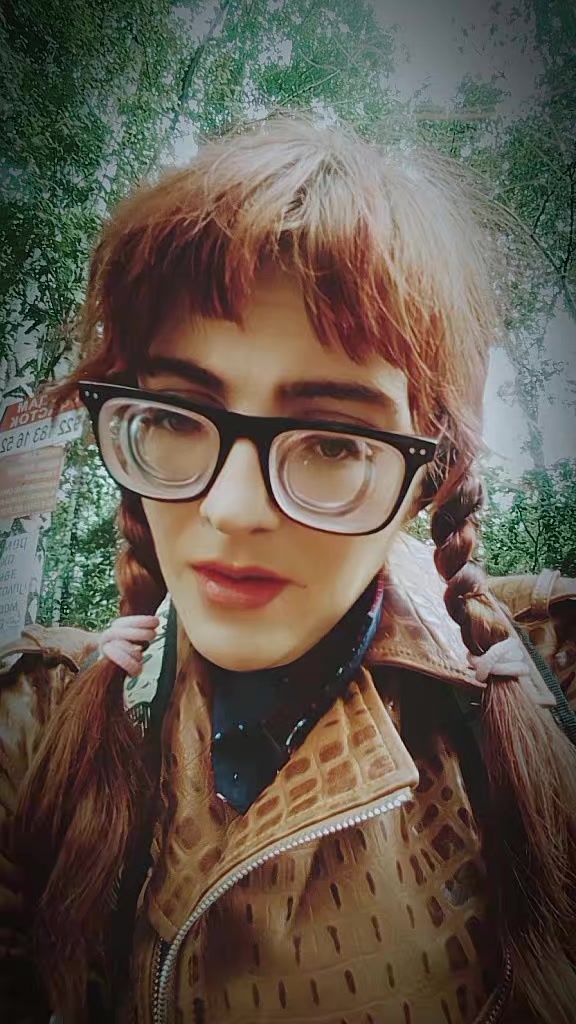 @поли