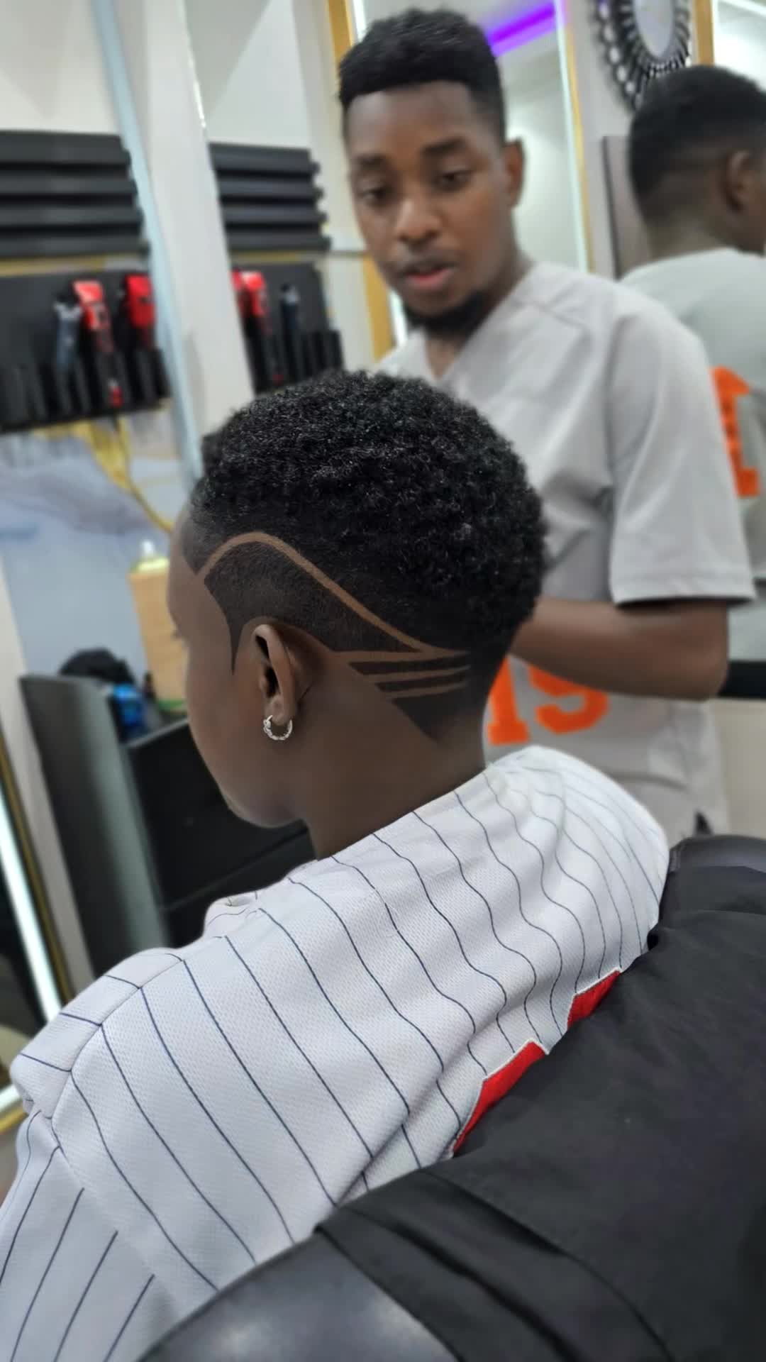 @k.a.r.i.s.jnr
