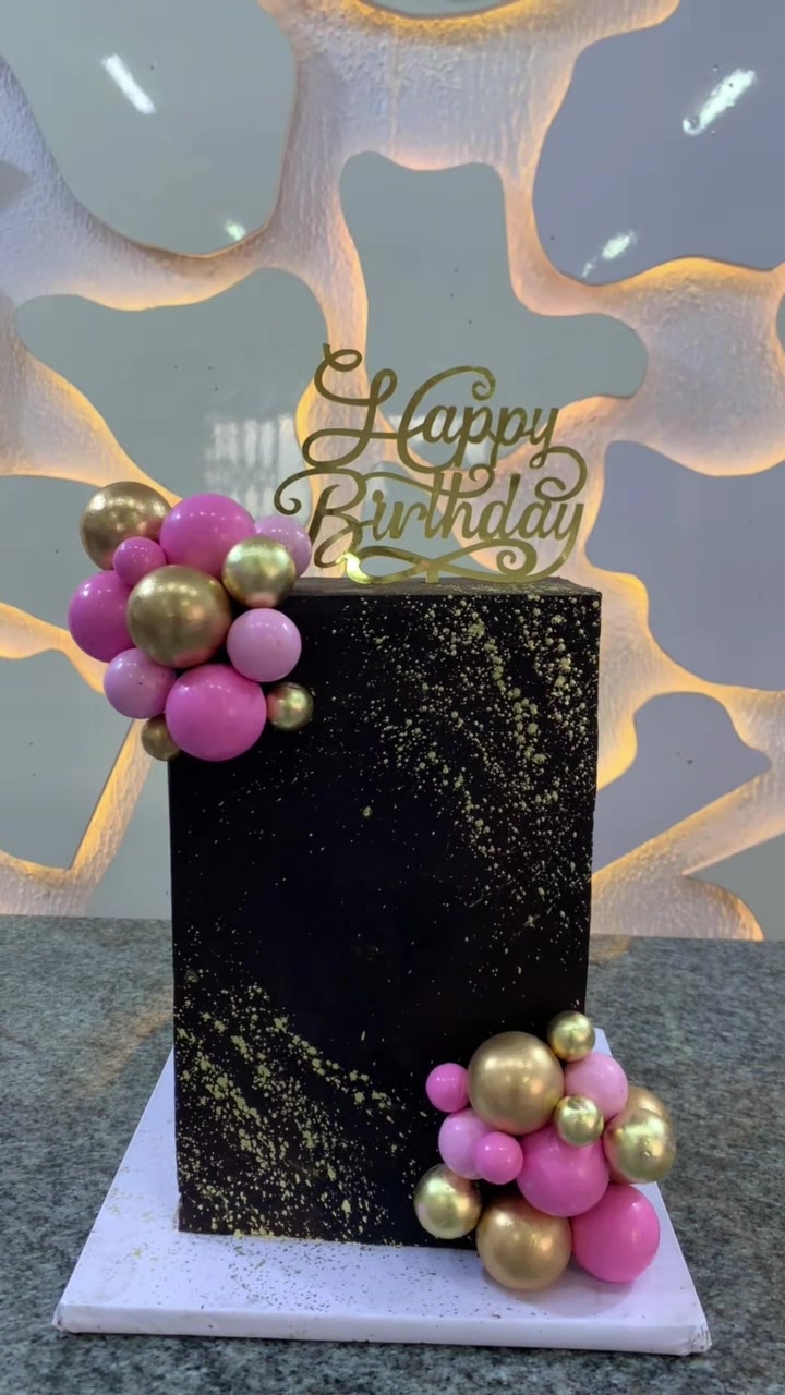 @BEST CAKE SCHOOL IN LAGOS!
