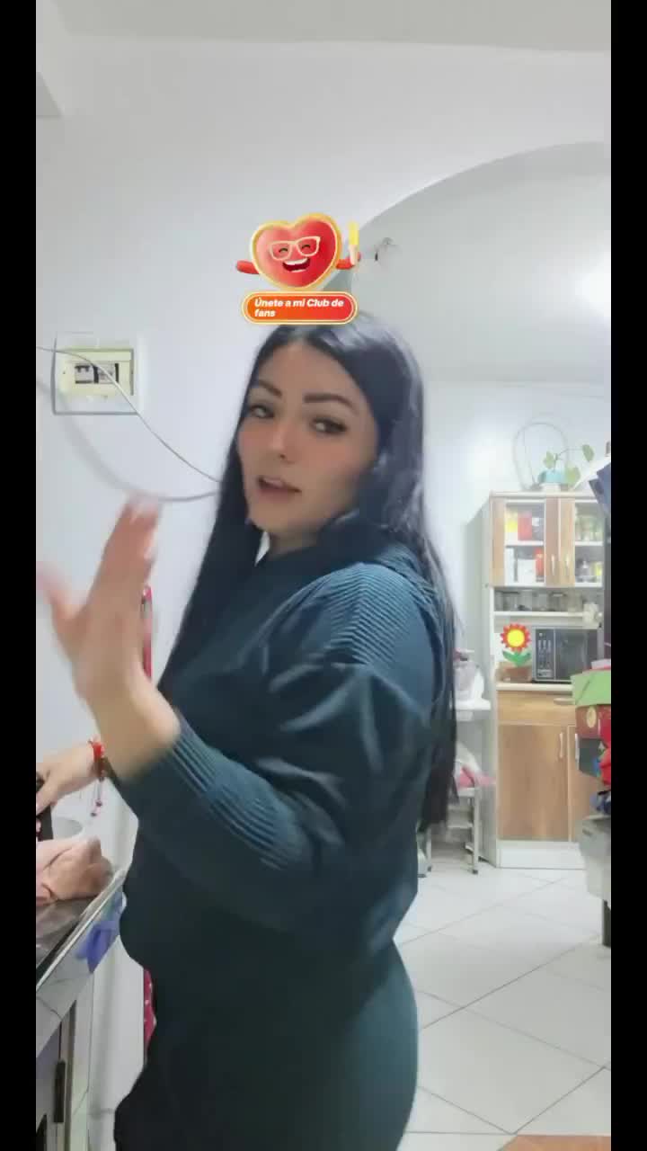 @karinaflores13