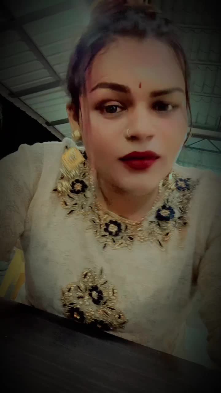 @AMEERSHA 🖤🫧