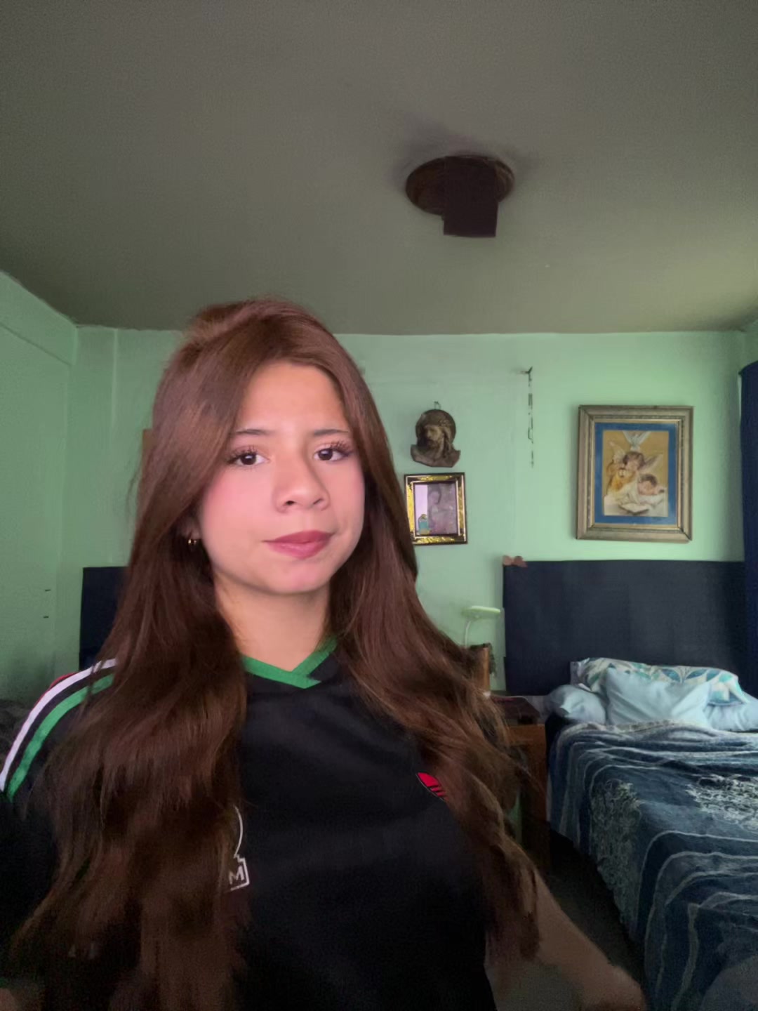 @𝒦.