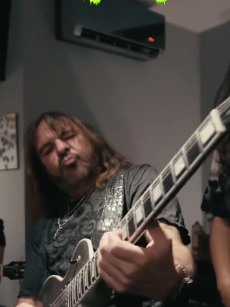 @Una p&aacute;gina de rock y metal 🤘