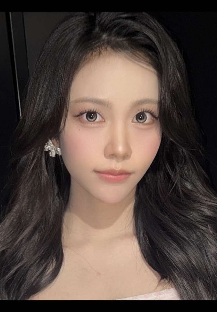 @⃟