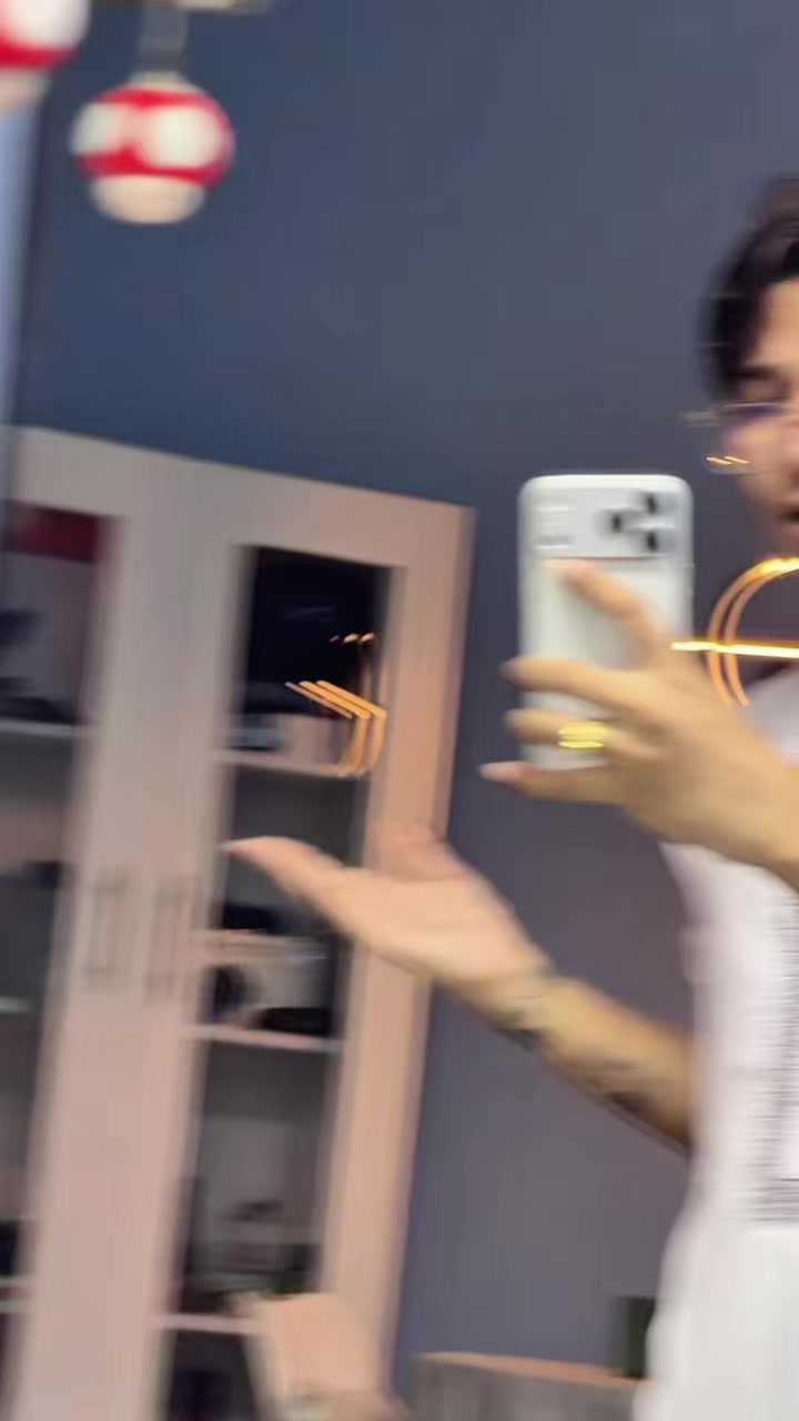 @𝑴𝒂𝒉𝒆𝒆𝒓