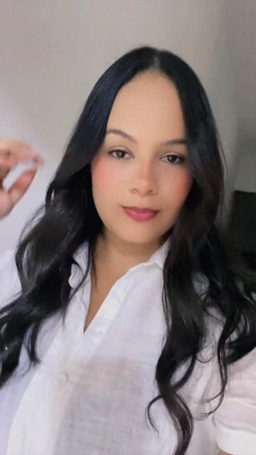 @irisfernanda