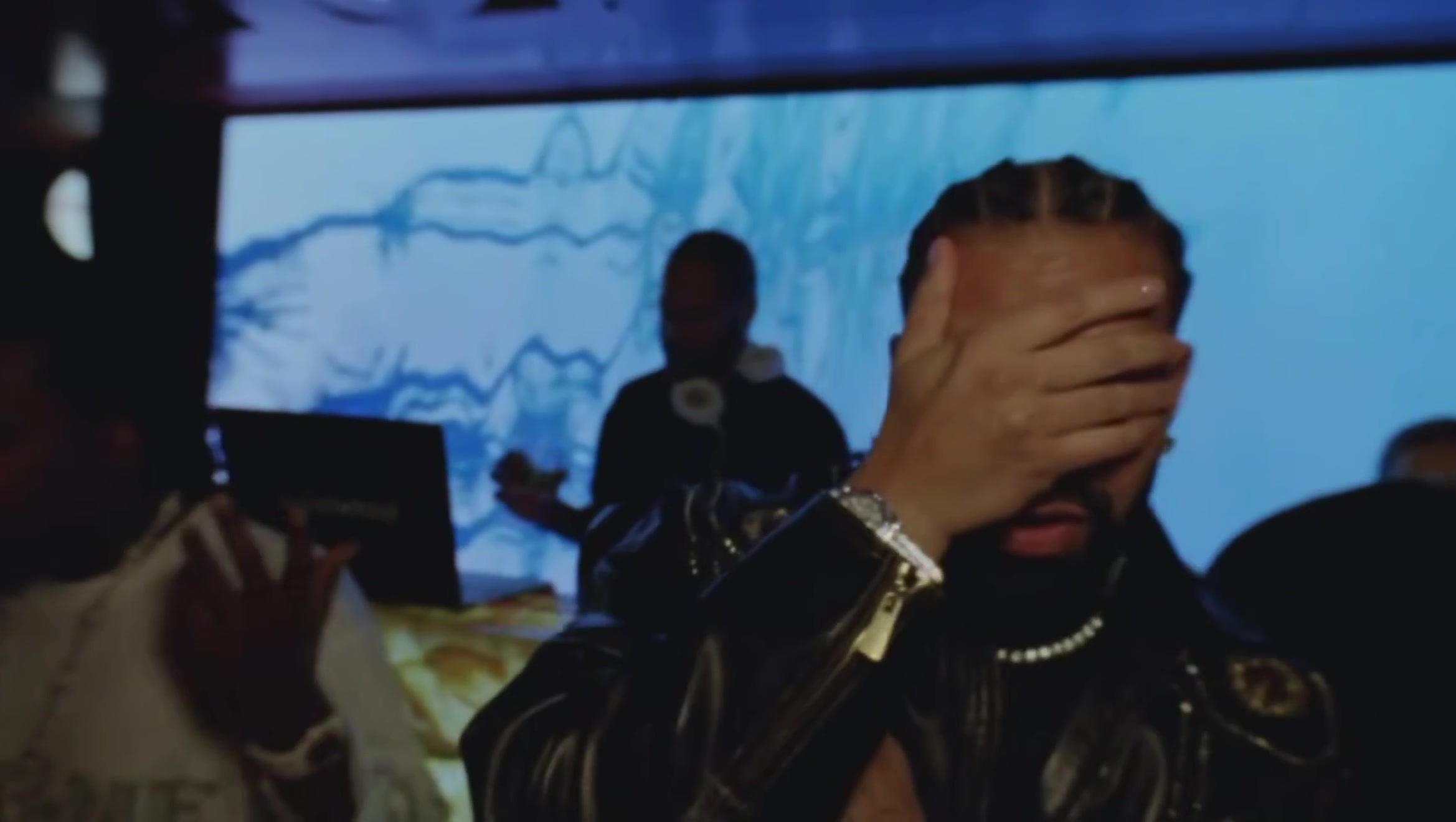 @drakes girl.