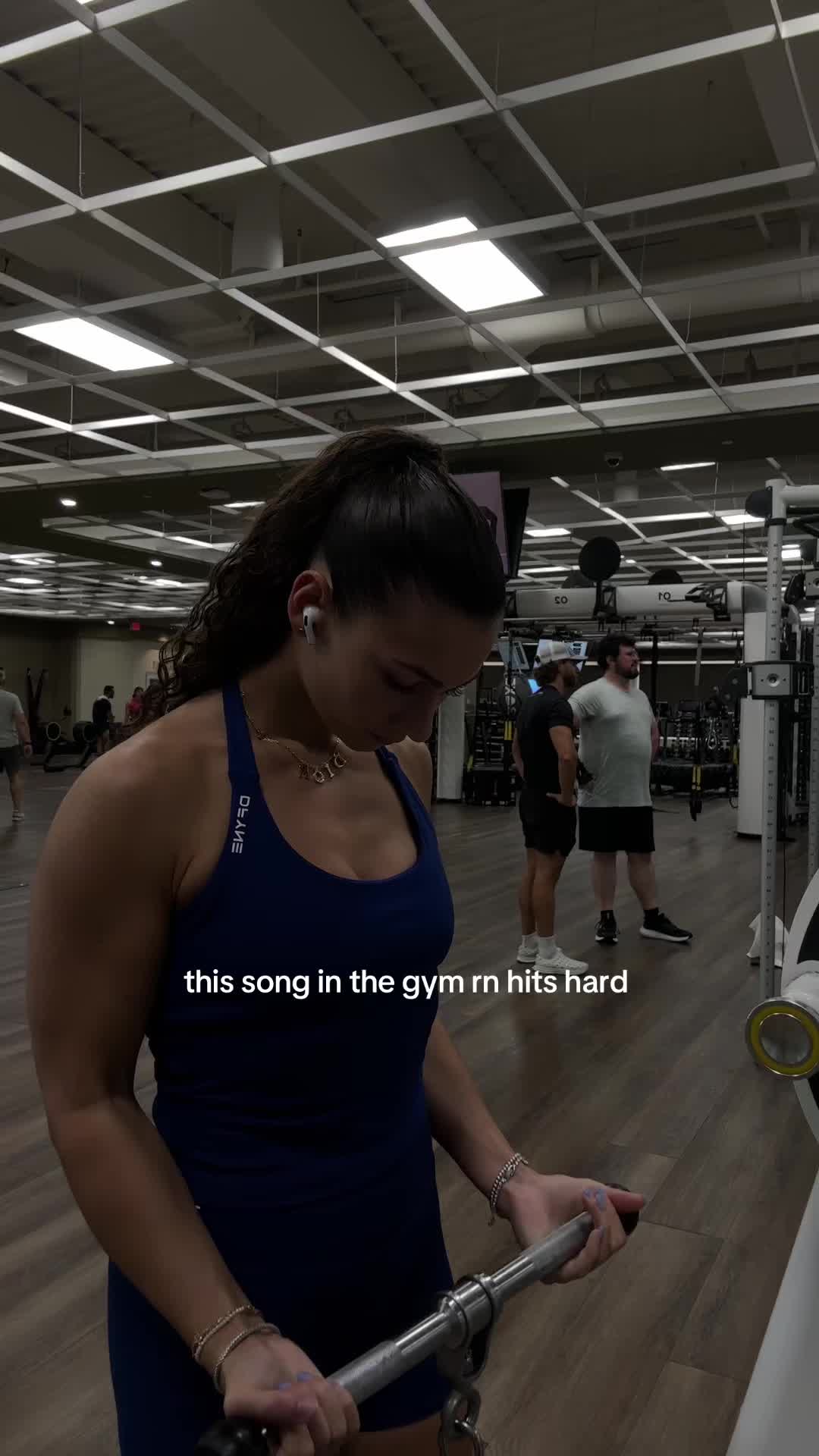 @ZoeKarampelas