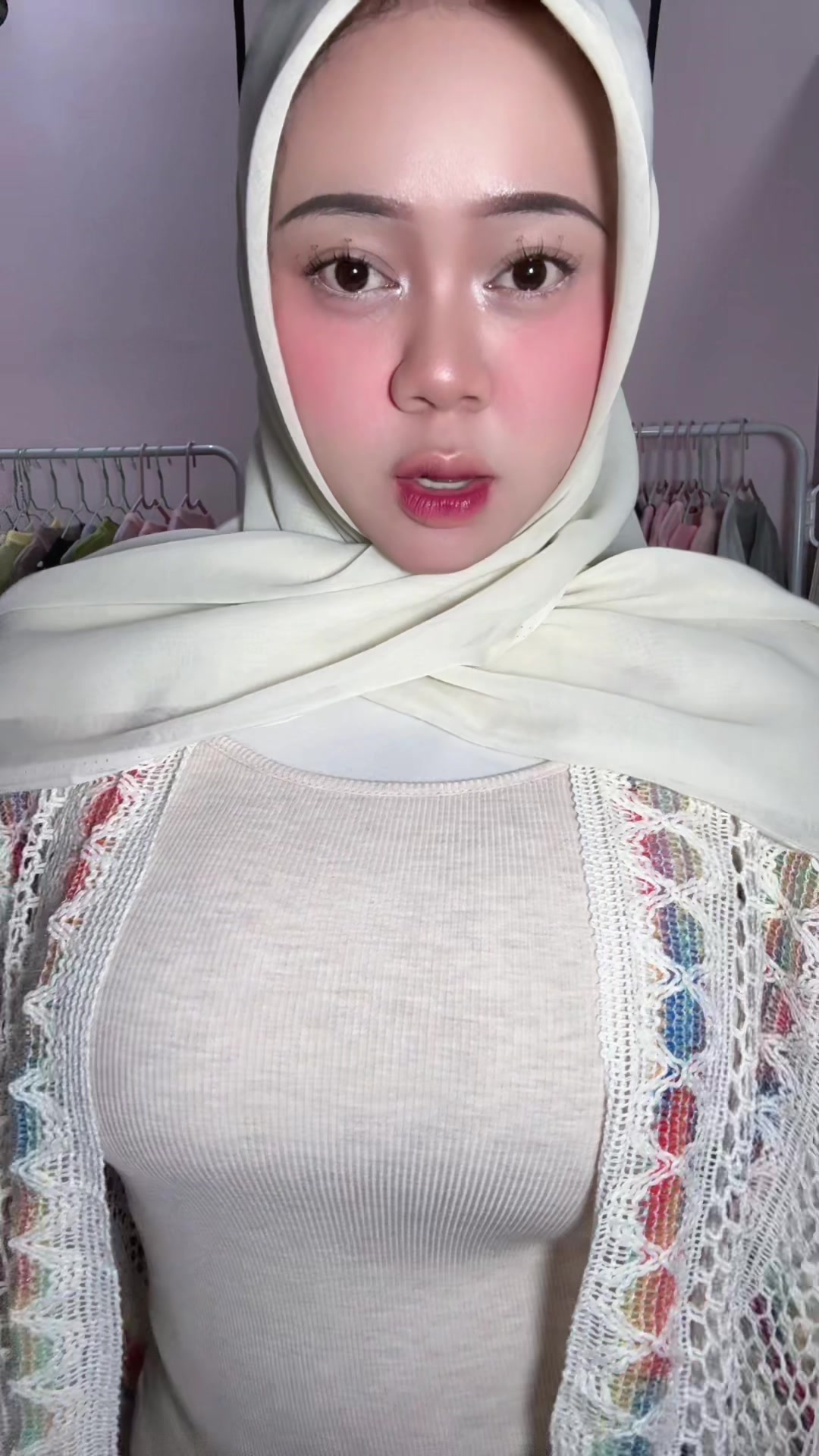 @ig: dyah.viikaa