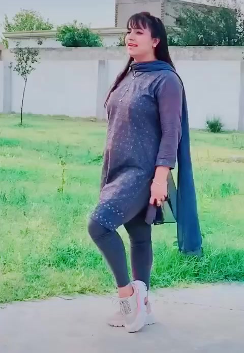 @Khushi Mehar 498