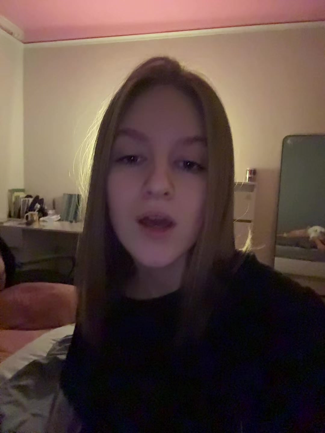 @aksi