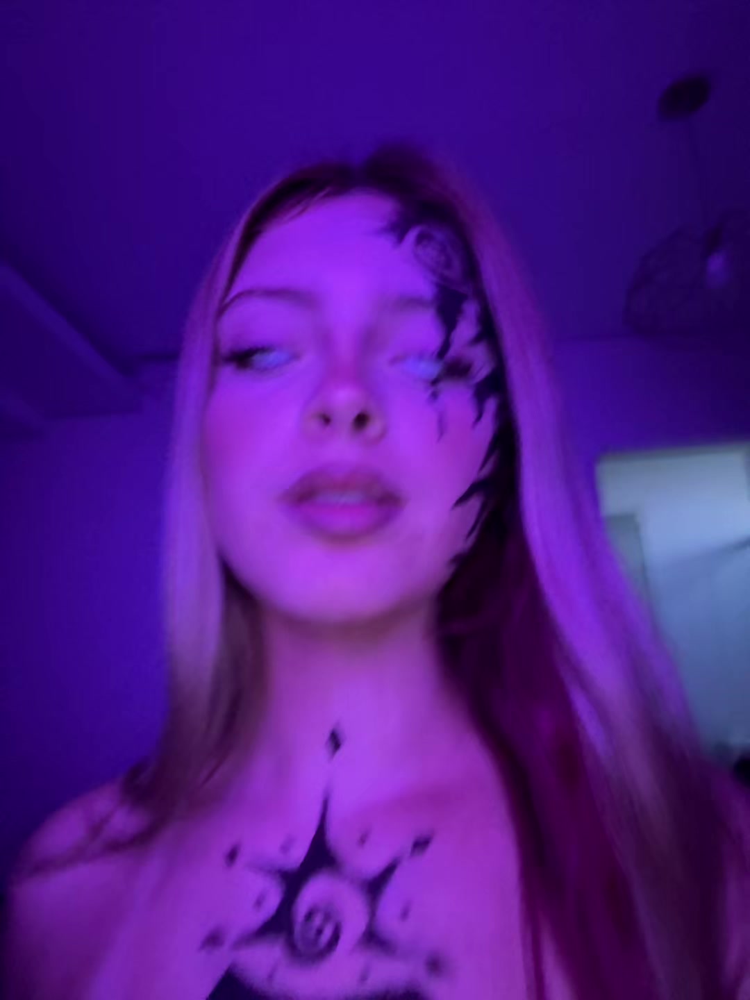 @𝕸𝖆𝖞𝖓𝖆𝖗𝖙 💭