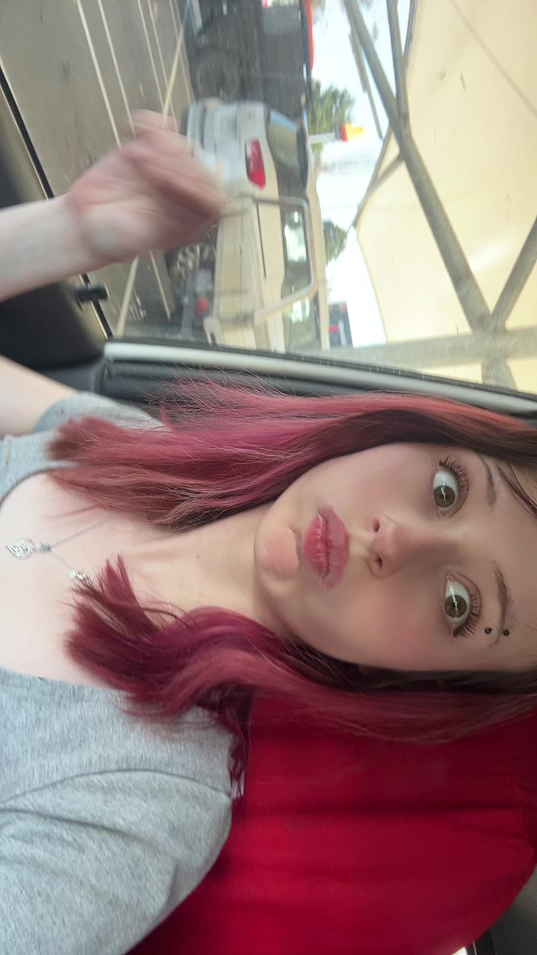 @sillydillysien🍓🪱