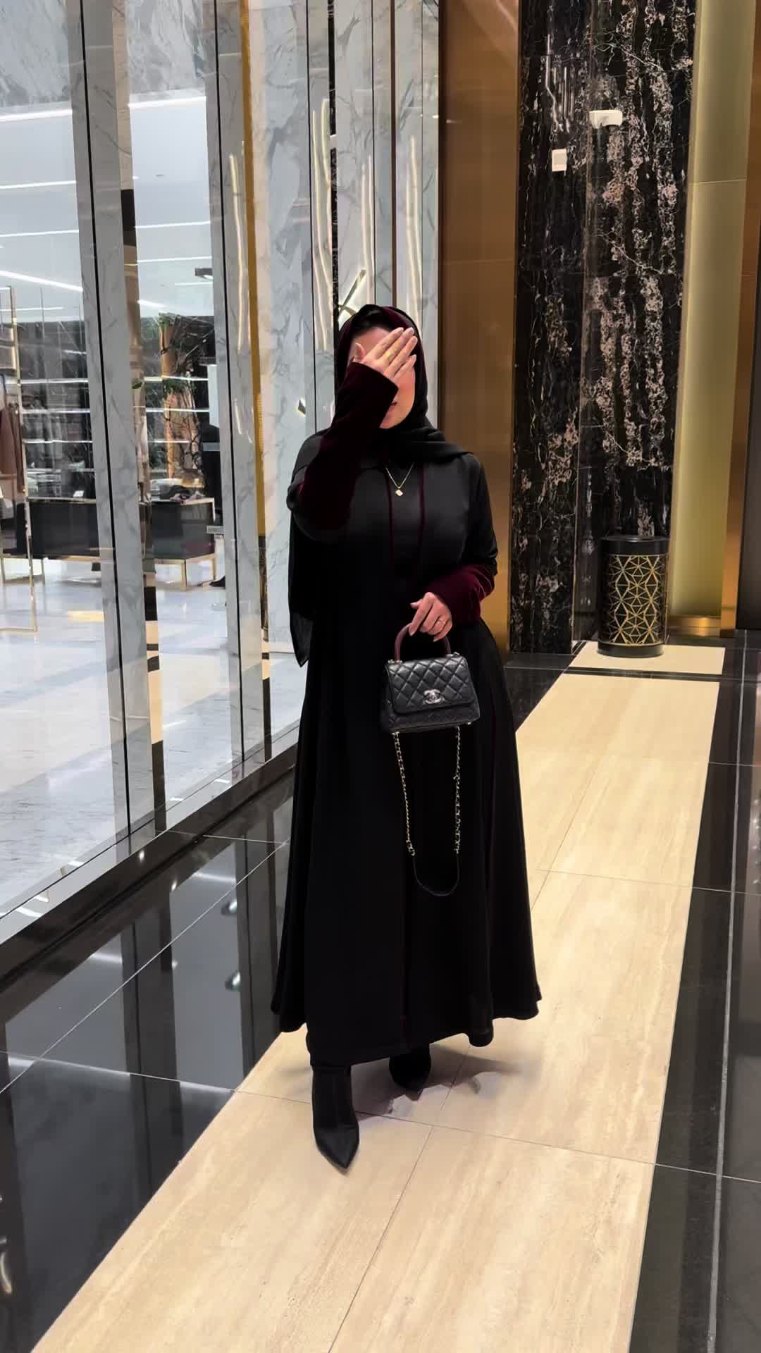 @GRAY.ABAYA_q8