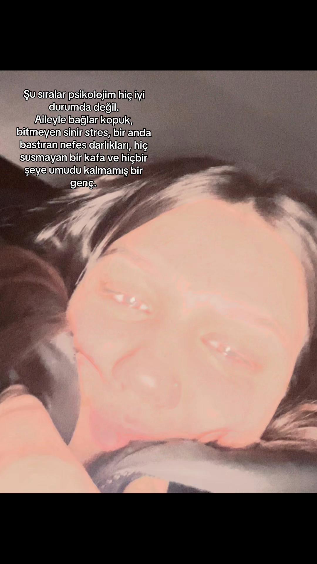 @Adelisstt._