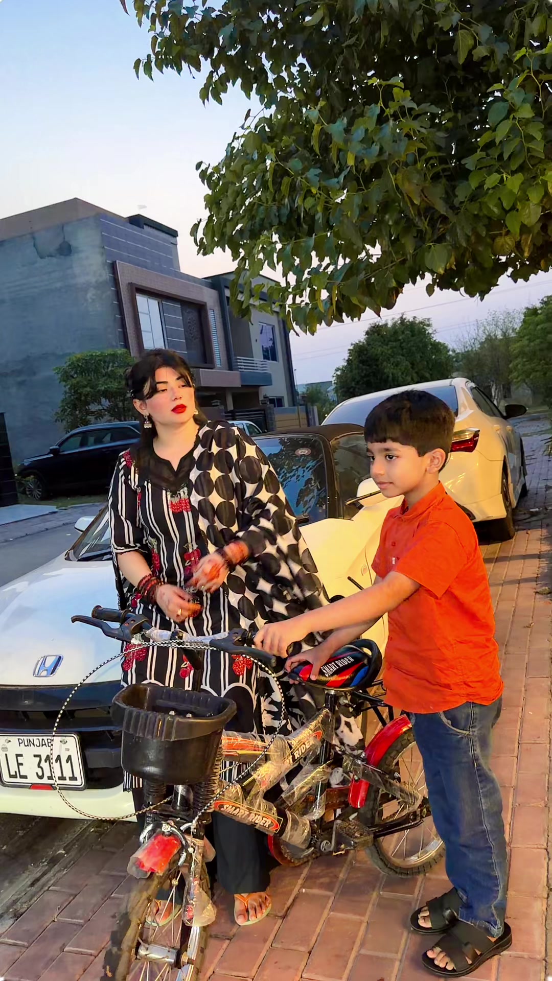 @Farah khan