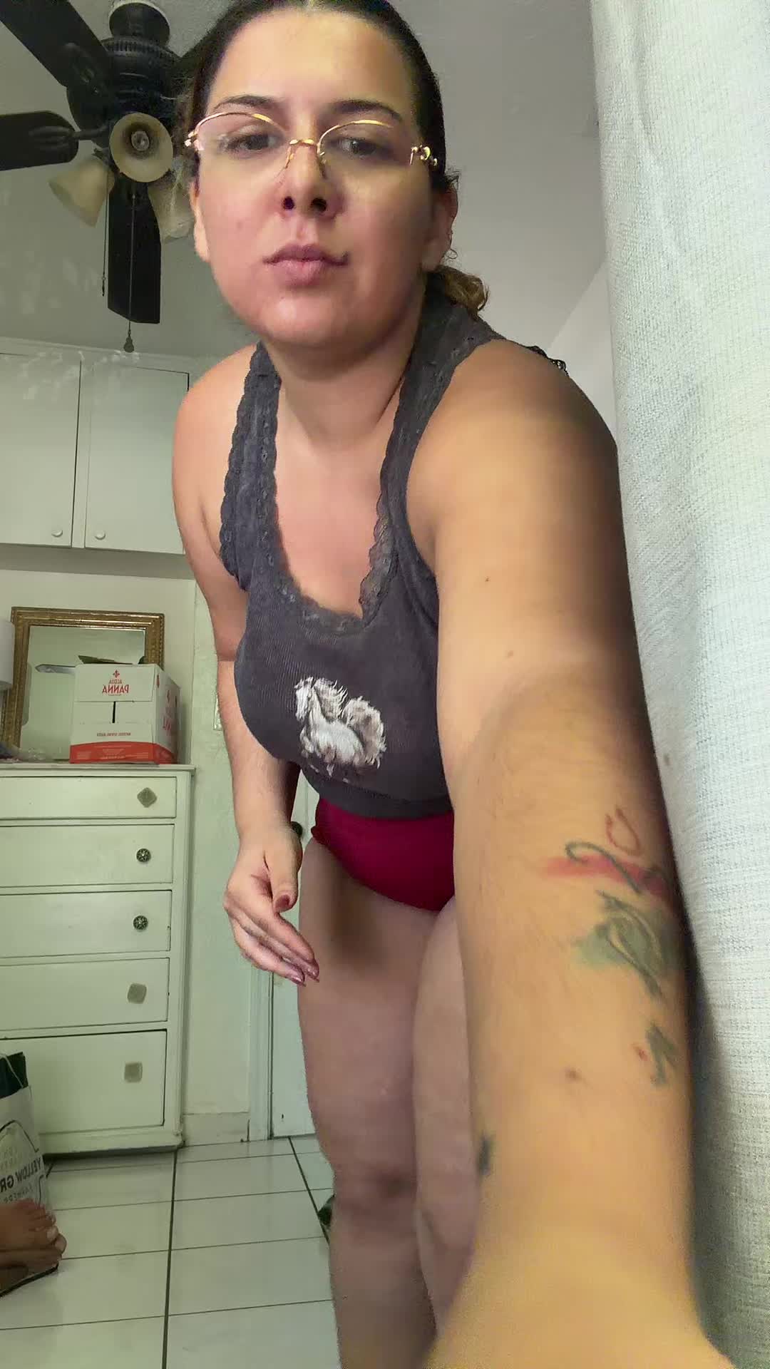 @omgshescurvy