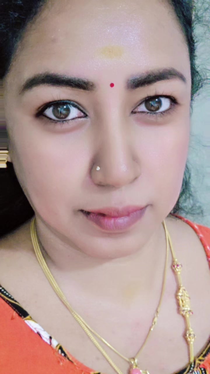 @KaraikudiPonnu_Leka